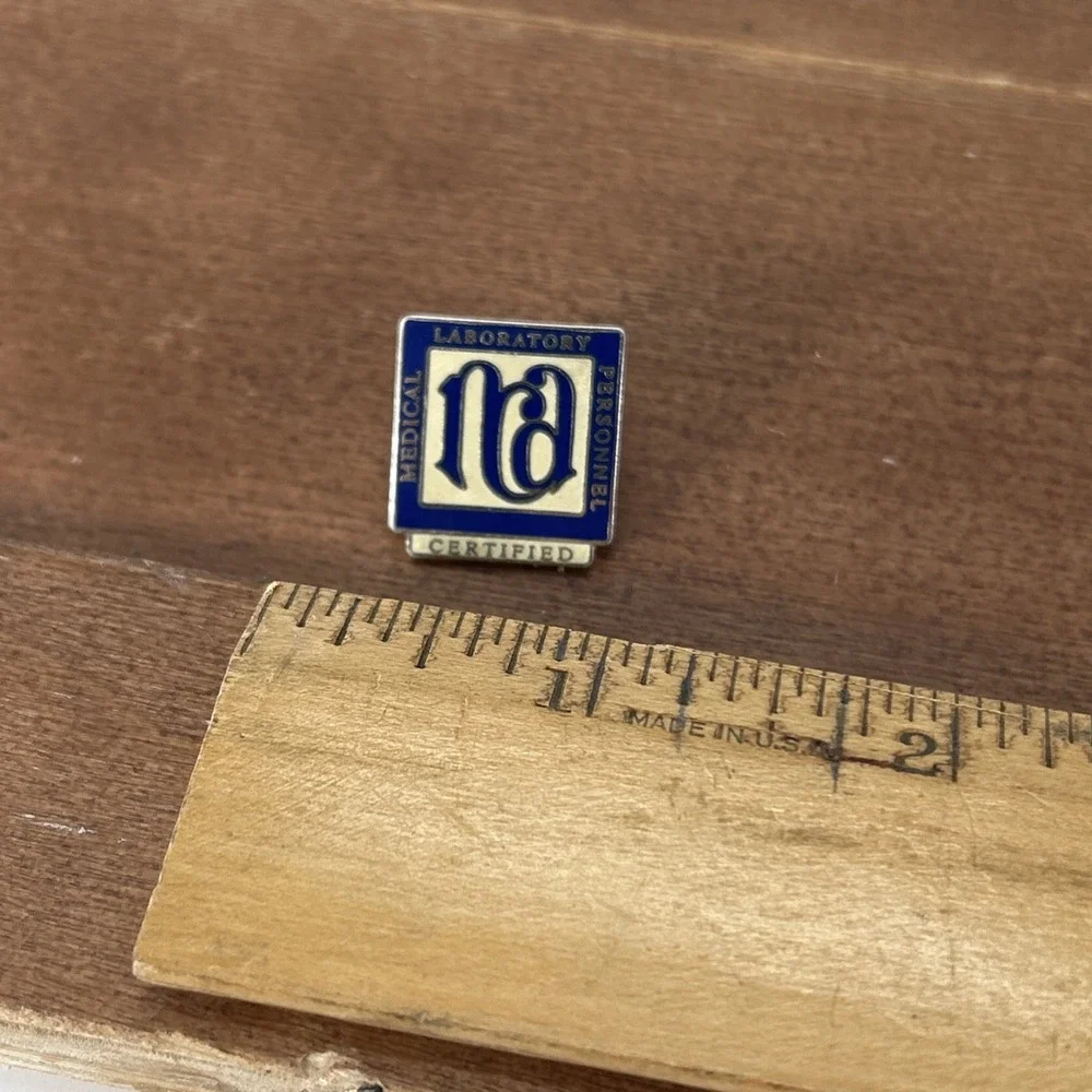 Medical Laboratory Personnel Certified Collectible Lapel Pin‎
